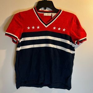 White stag small top